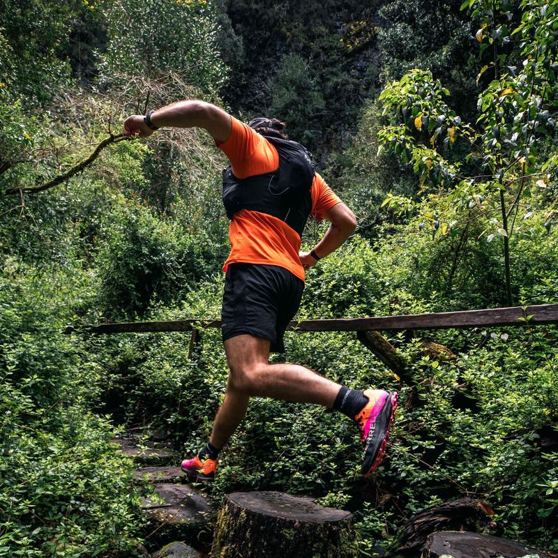 mes25-tr-mts008-cyb-2-category-product-image